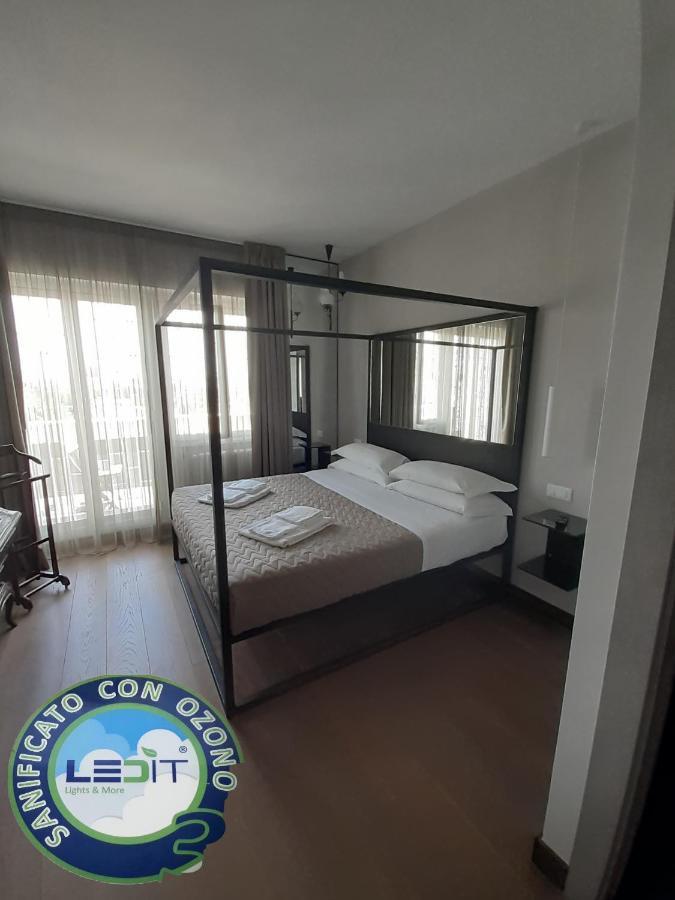 Bed & Breakfast 5-rooms Roma
